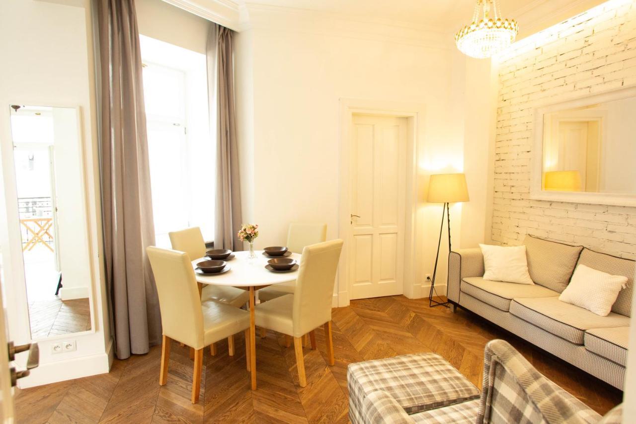 وارسو City Center - Golden Apartments - Dobr11A المظهر الخارجي الصورة